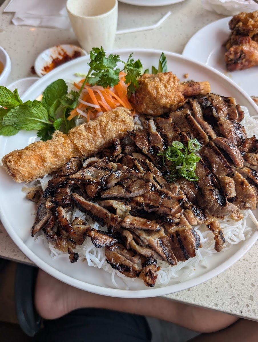 Pho Anh Vu Newmarket-6